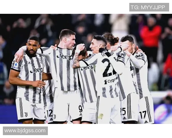 德甲激战尤文图斯与巴黎圣日耳曼战平点球大战引发全场热烈反响