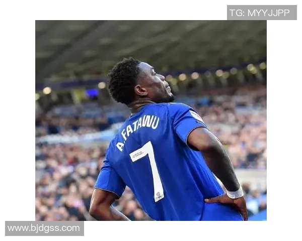 英超激战本菲卡逆转莱比锡全场沸腾转会传闻再起波澜