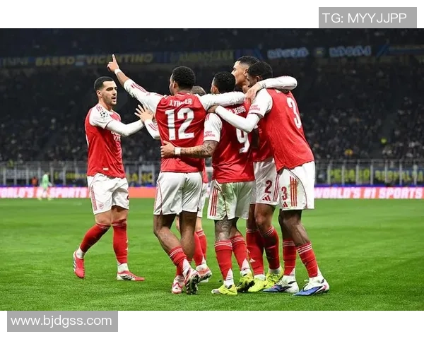 西甲焦点战本菲卡逆转阿森纳争议判罚引发全场热议